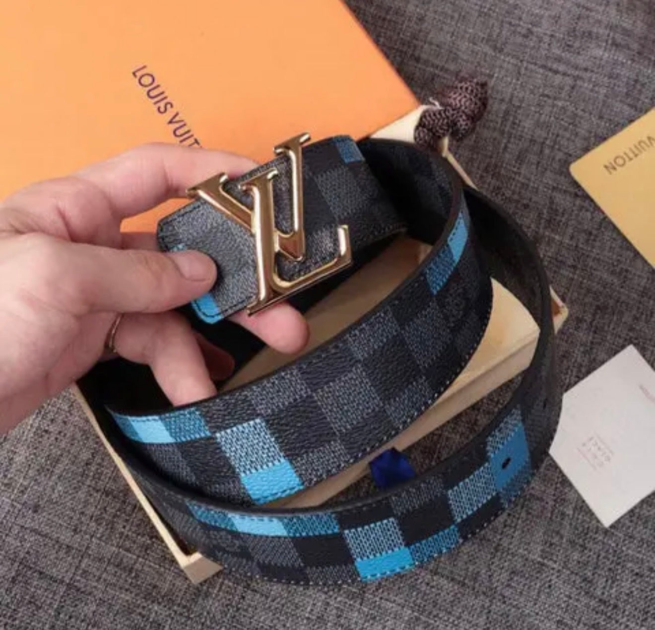 Cinturón Louis Vuitton