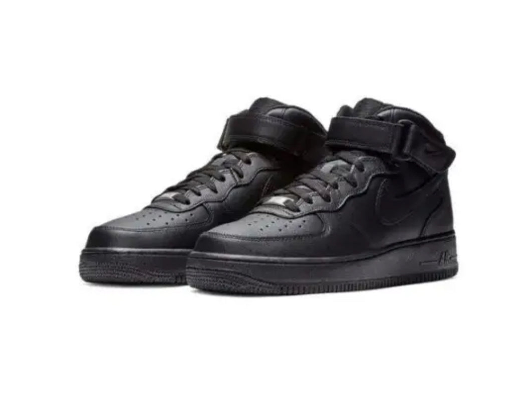 Nike Airforce – Mid Black